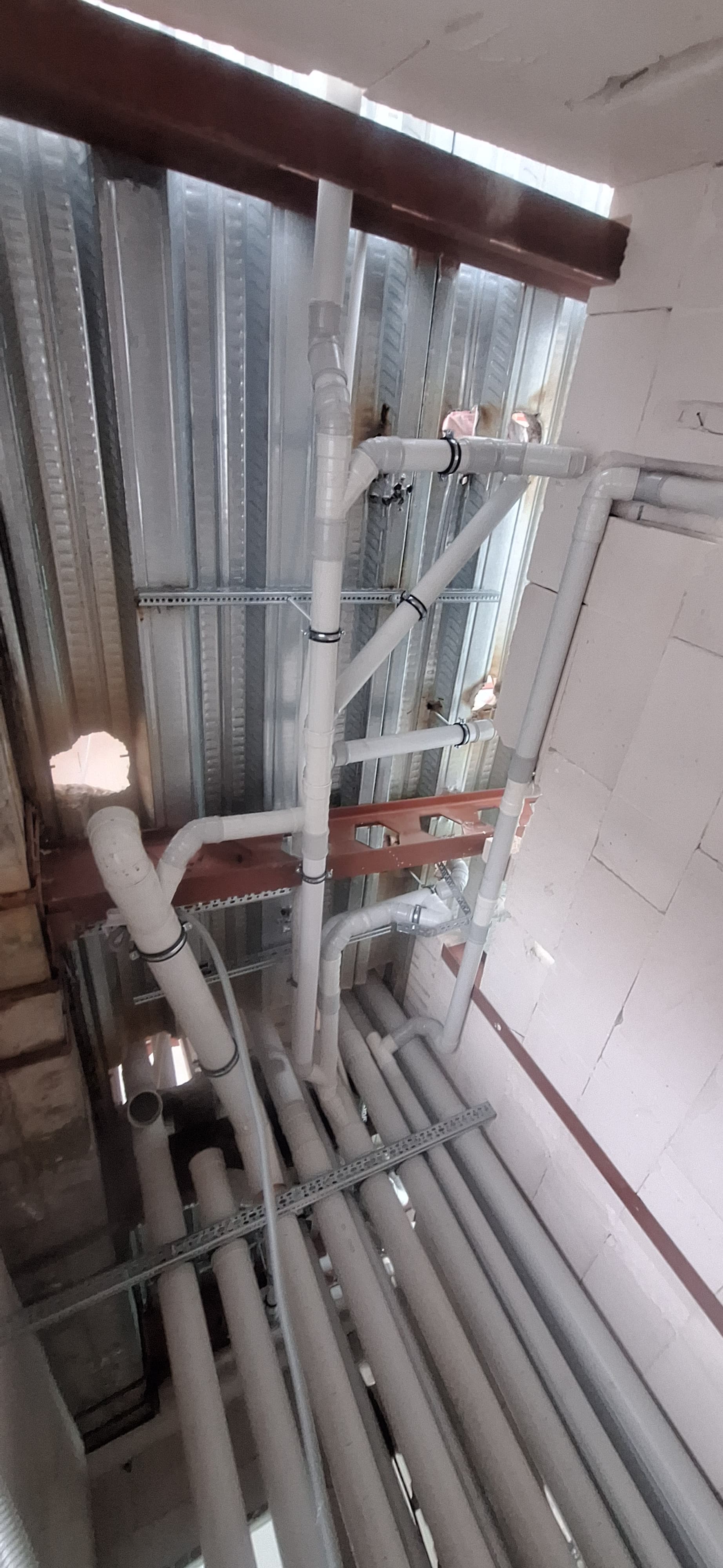 لوله کشی فاضلاب و آب مصرفی